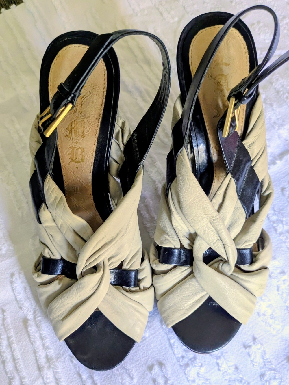 L.A.M.B. Two-Tone Knotted Slingback Heels in Black & Cream Size 8